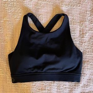 NWOT Adidas high-neck cross back sports bra